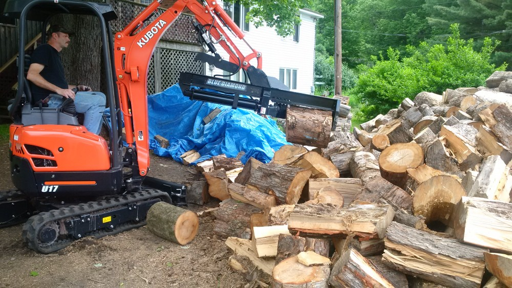 Is an Excavator Log Splitter Attachment Worth It? - Log Bear Works