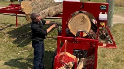 Blacks Creek Model 2500 Firewood Processor | 35HP Briggs & Stratton, 23-Inch Log Diameter - Log Bear Works