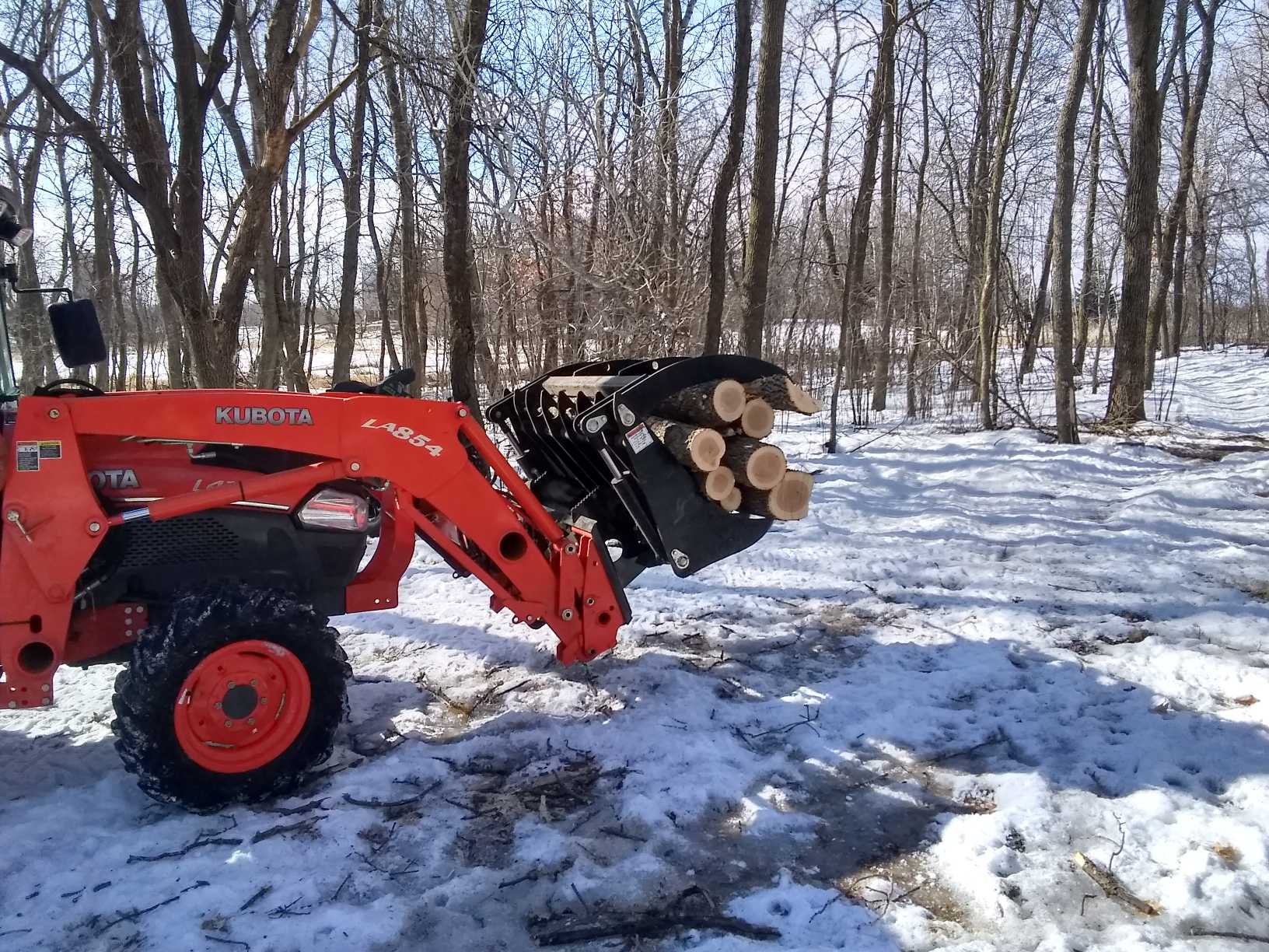 Quick Attach Grapple Rake 900316 / 900317 / 900318 | Skid Steer Grapple Rake, 60 to 84-Inch, Grade 100 Steel Teeth, 48-Inch Opening - Log Bear Works