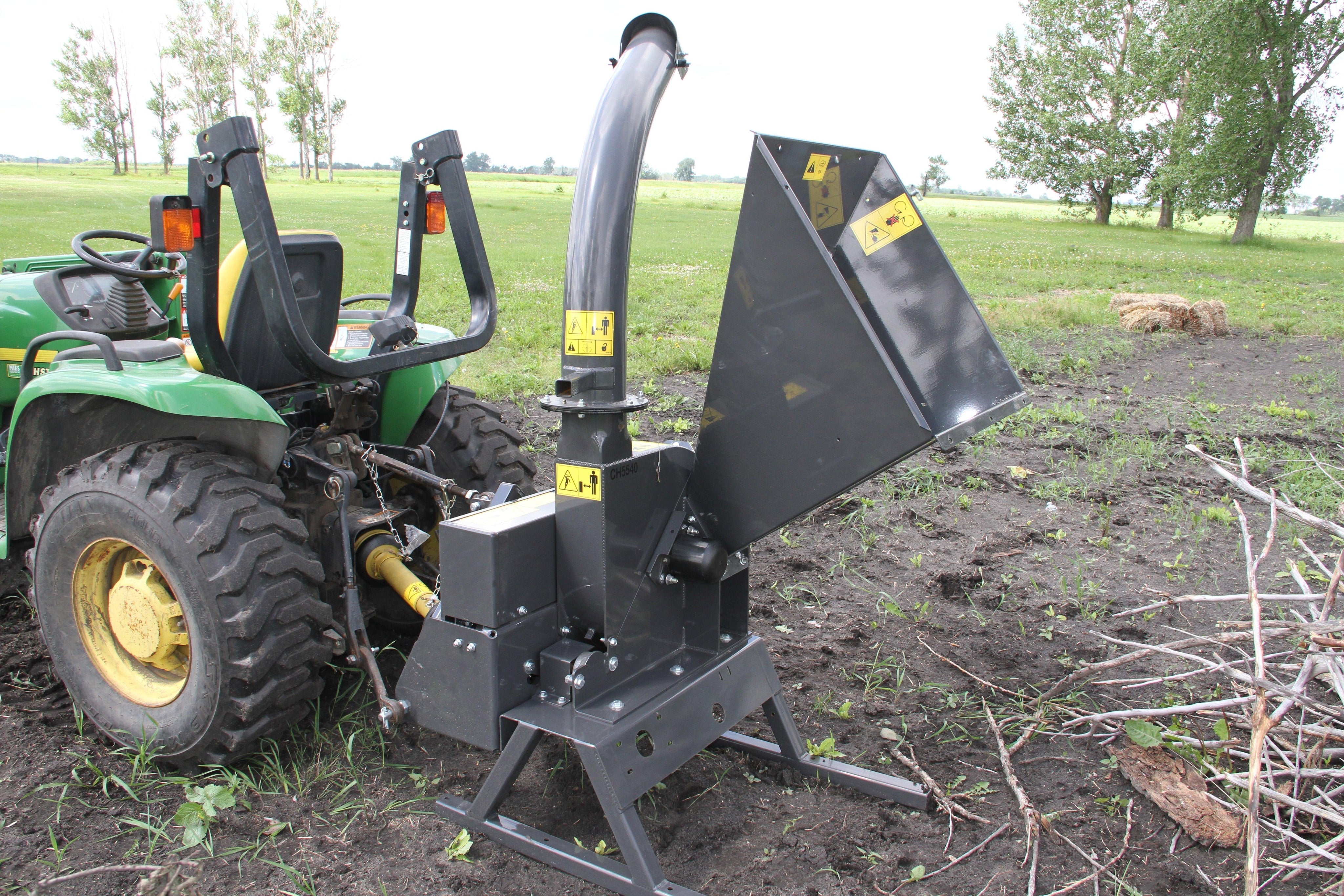 Quick Attach PTO Tractor Wood Chipper 920249 / 920250 | 5 & 9-Inch Capacity, 360° Discharge, CAT 1 Hitch - Log Bear Works