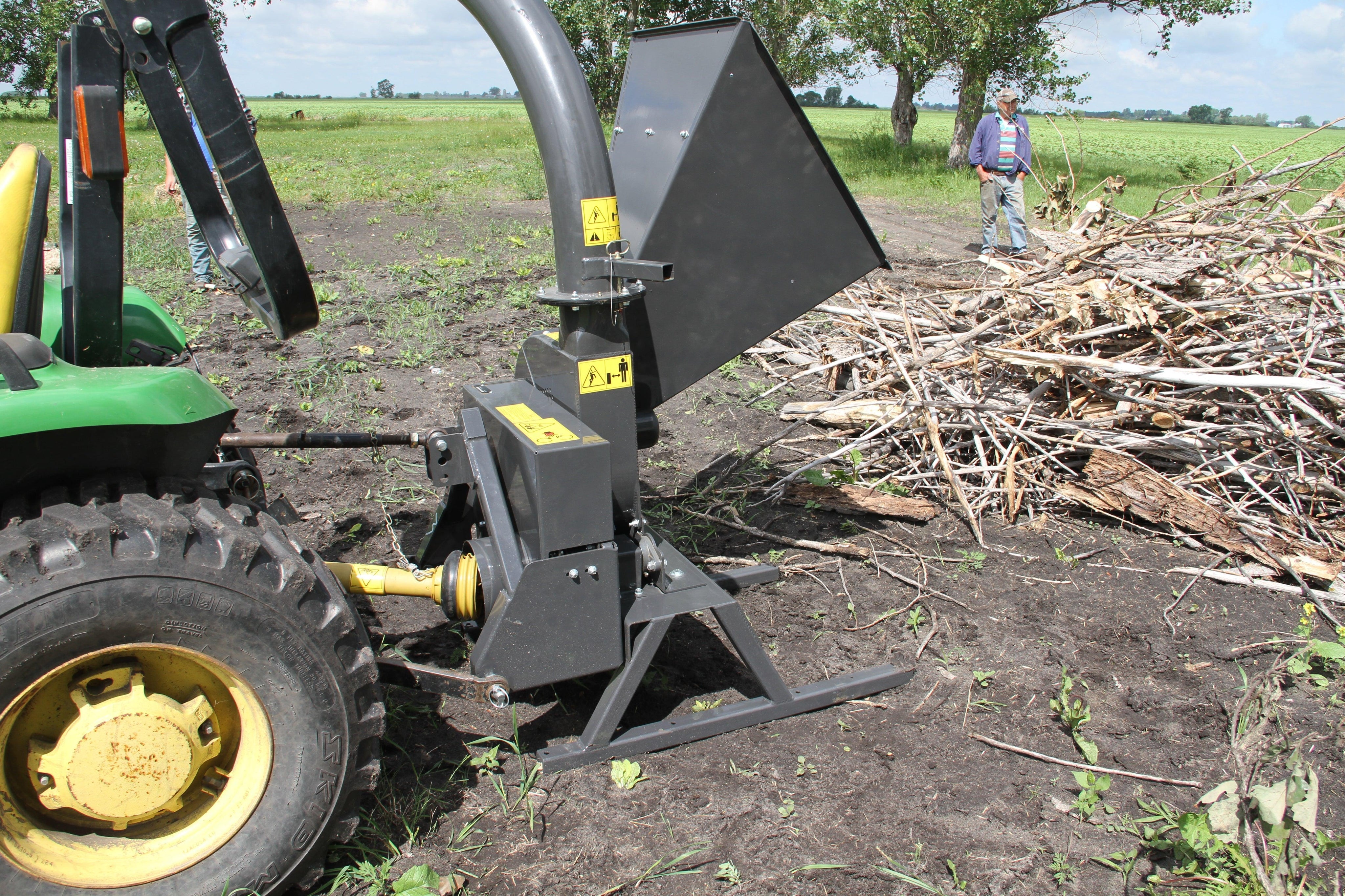 Quick Attach PTO Tractor Wood Chipper 920249 / 920250 | 5 & 9-Inch Capacity, 360° Discharge, CAT 1 Hitch - Log Bear Works