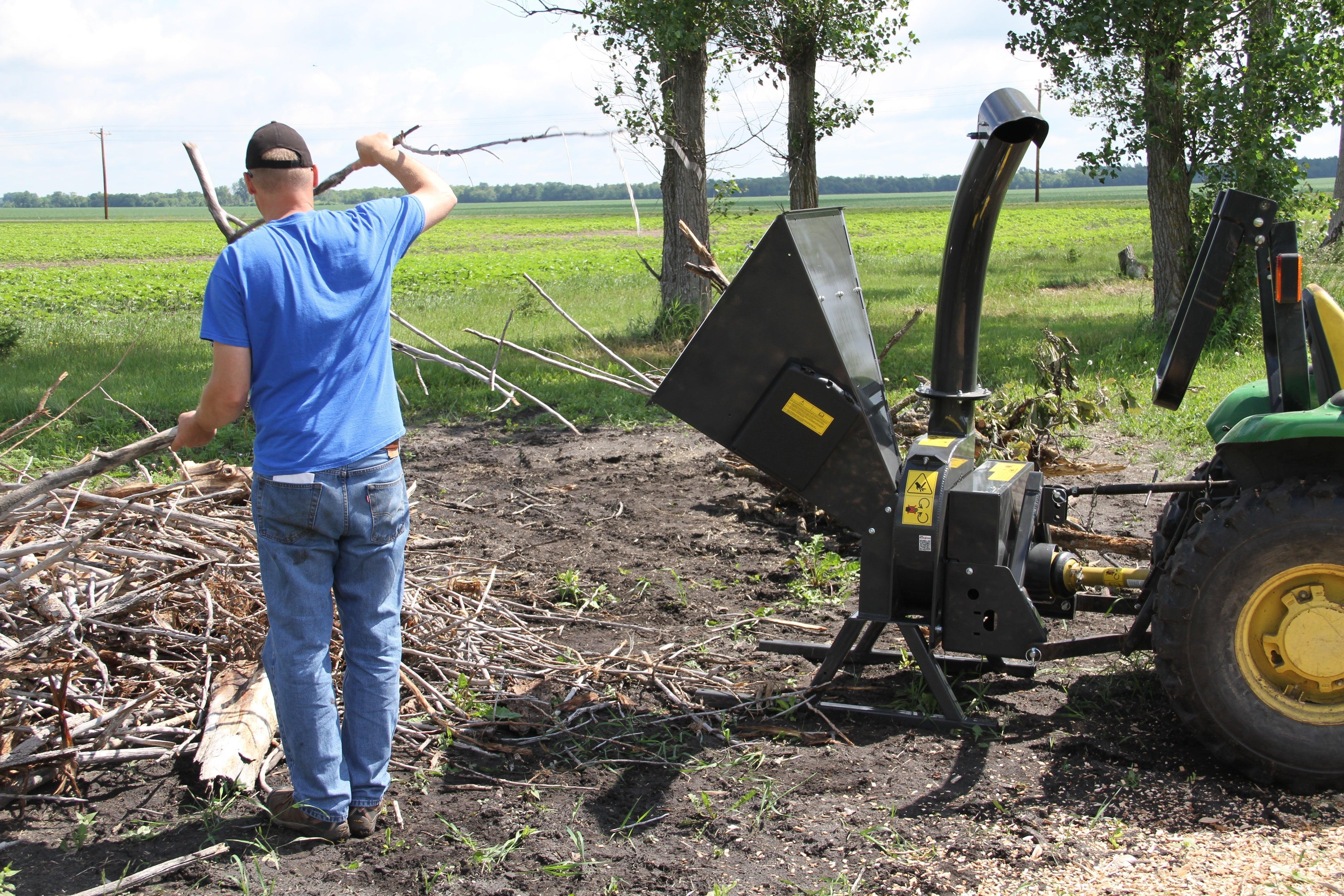 Quick Attach PTO Tractor Wood Chipper 920249 / 920250 | 5 & 9-Inch Capacity, 360° Discharge, CAT 1 Hitch - Log Bear Works