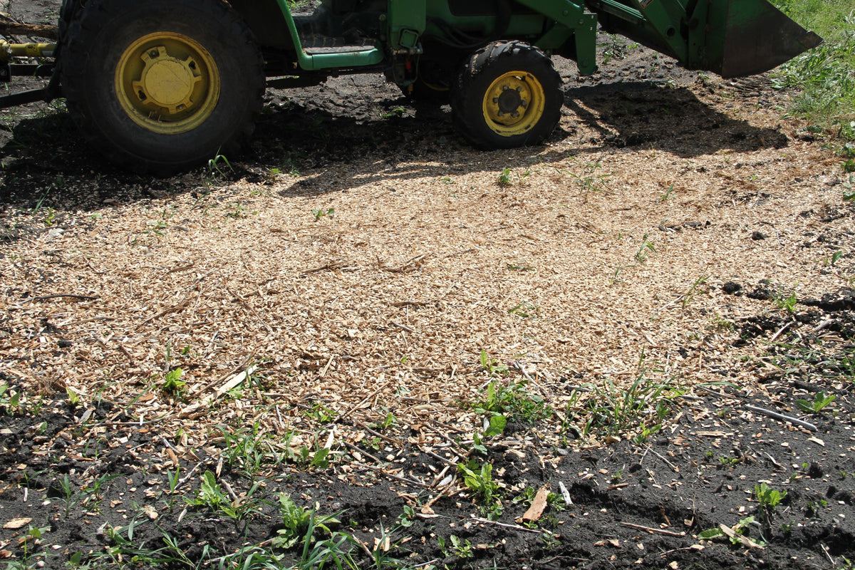 Quick Attach PTO Tractor Wood Chipper 920249 / 920250 | 5 & 9-Inch Capacity, 360° Discharge, CAT 1 Hitch - Log Bear Works