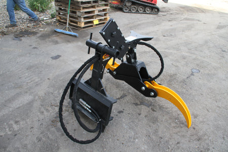 Quick Attach Versa Grab Mini 901920 / 901921 | Mini Skid Steer Multi-Purpose Grapple, 67-Inch Opening, 3,000 LB Capacity - Log Bear Works
