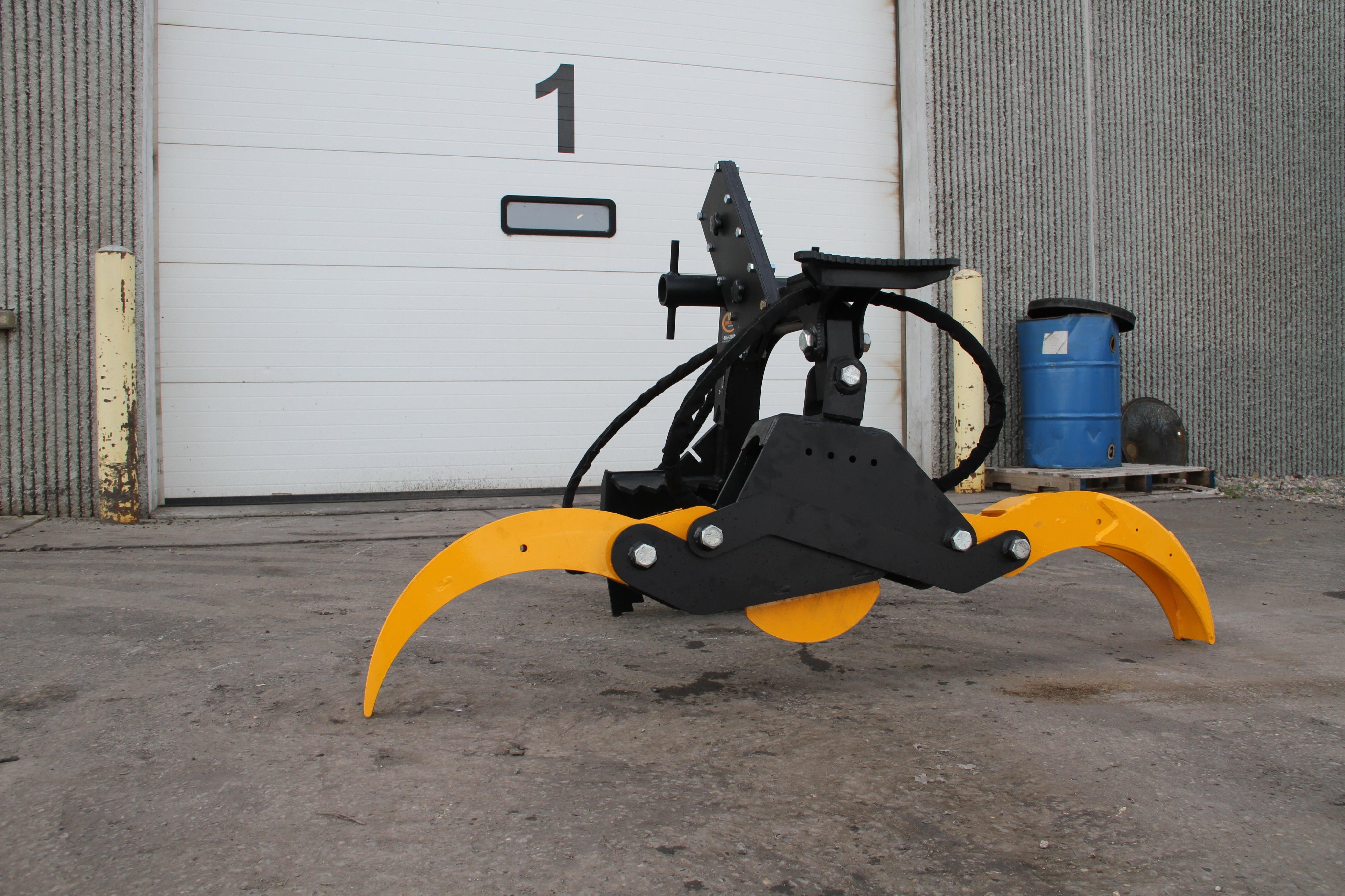 Quick Attach Versa Grab Mini 901920 / 901921 | Mini Skid Steer Multi-Purpose Grapple, 67-Inch Opening, 3,000 LB Capacity - Log Bear Works