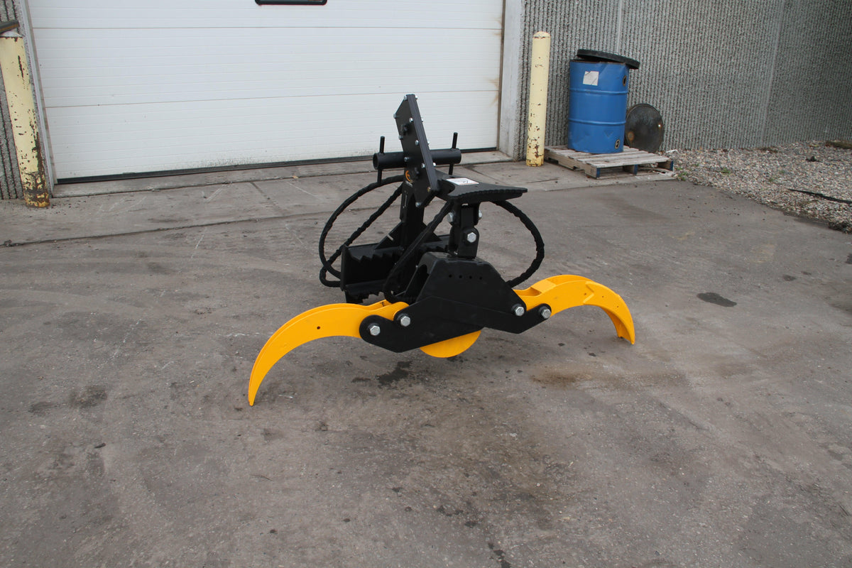 Quick Attach Versa Grab Mini 901920 / 901921 | Mini Skid Steer Multi-Purpose Grapple, 67-Inch Opening, 3,000 LB Capacity - Log Bear Works