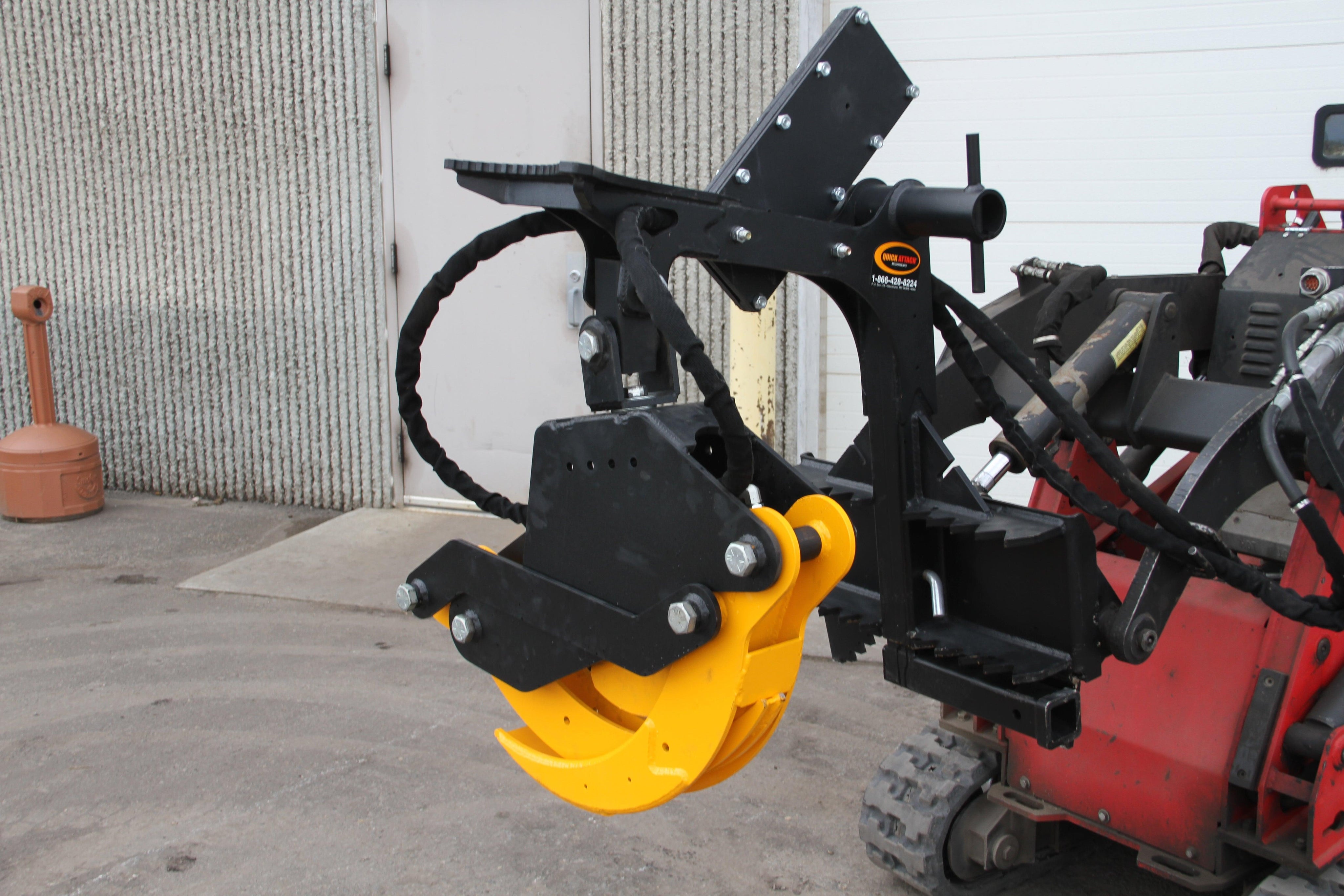 Quick Attach Versa Grab Mini 901920 / 901921 | Mini Skid Steer Multi-Purpose Grapple, 67-Inch Opening, 3,000 LB Capacity - Log Bear Works