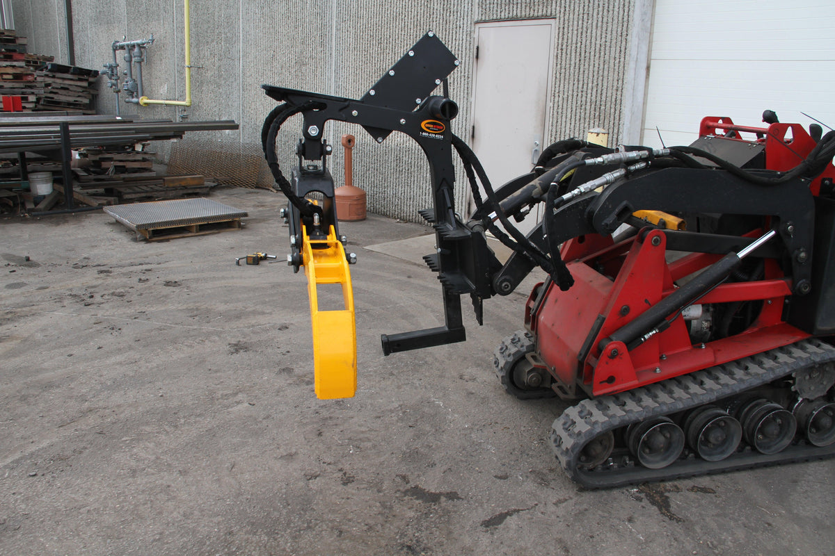 Quick Attach Versa Grab Mini 901920 / 901921 | Mini Skid Steer Multi-Purpose Grapple, 67-Inch Opening, 3,000 LB Capacity - Log Bear Works