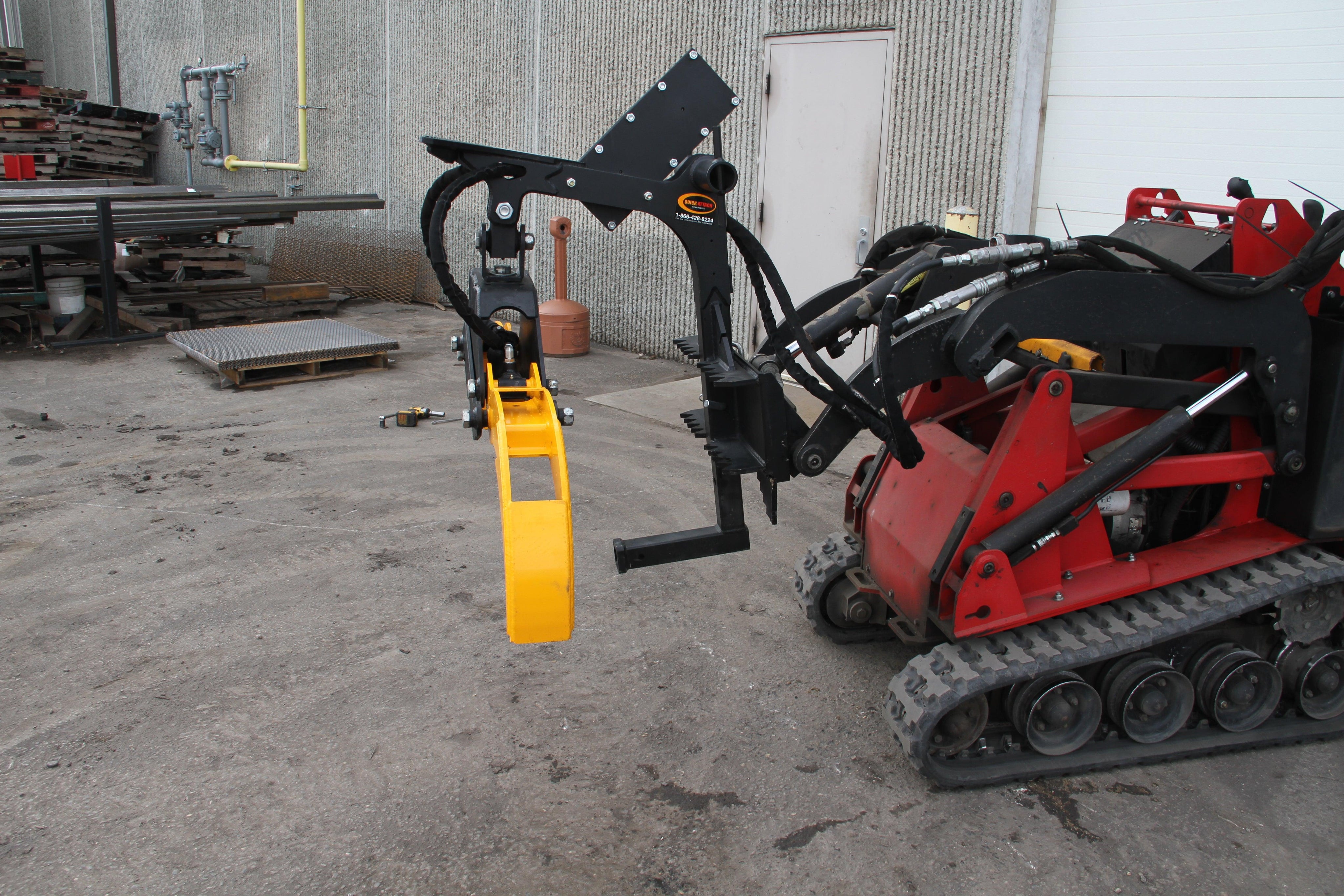 Quick Attach Versa Grab Mini 901920 / 901921 | Mini Skid Steer Multi-Purpose Grapple, 67-Inch Opening, 3,000 LB Capacity - Log Bear Works