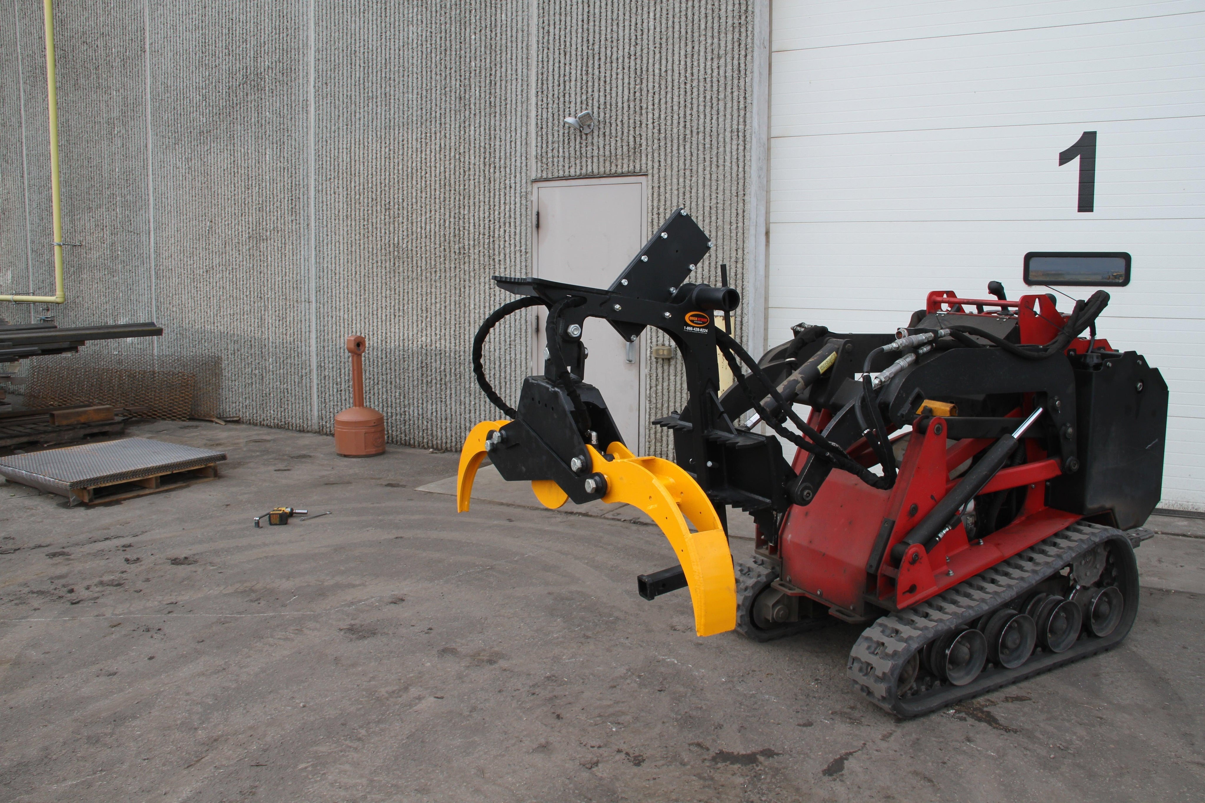 Quick Attach Versa Grab Mini 901920 / 901921 | Mini Skid Steer Multi-Purpose Grapple, 67-Inch Opening, 3,000 LB Capacity - Log Bear Works