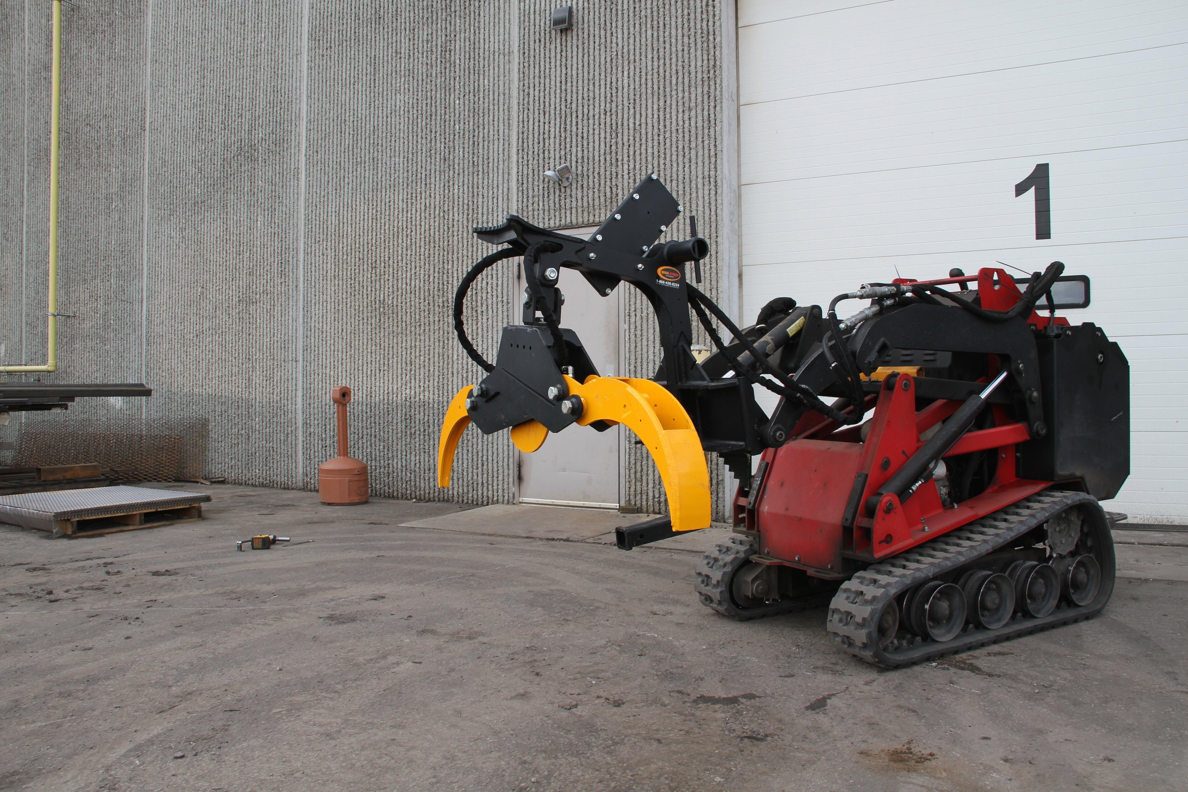 Quick Attach Versa Grab Mini 901920 / 901921 | Mini Skid Steer Multi-Purpose Grapple, 67-Inch Opening, 3,000 LB Capacity - Log Bear Works