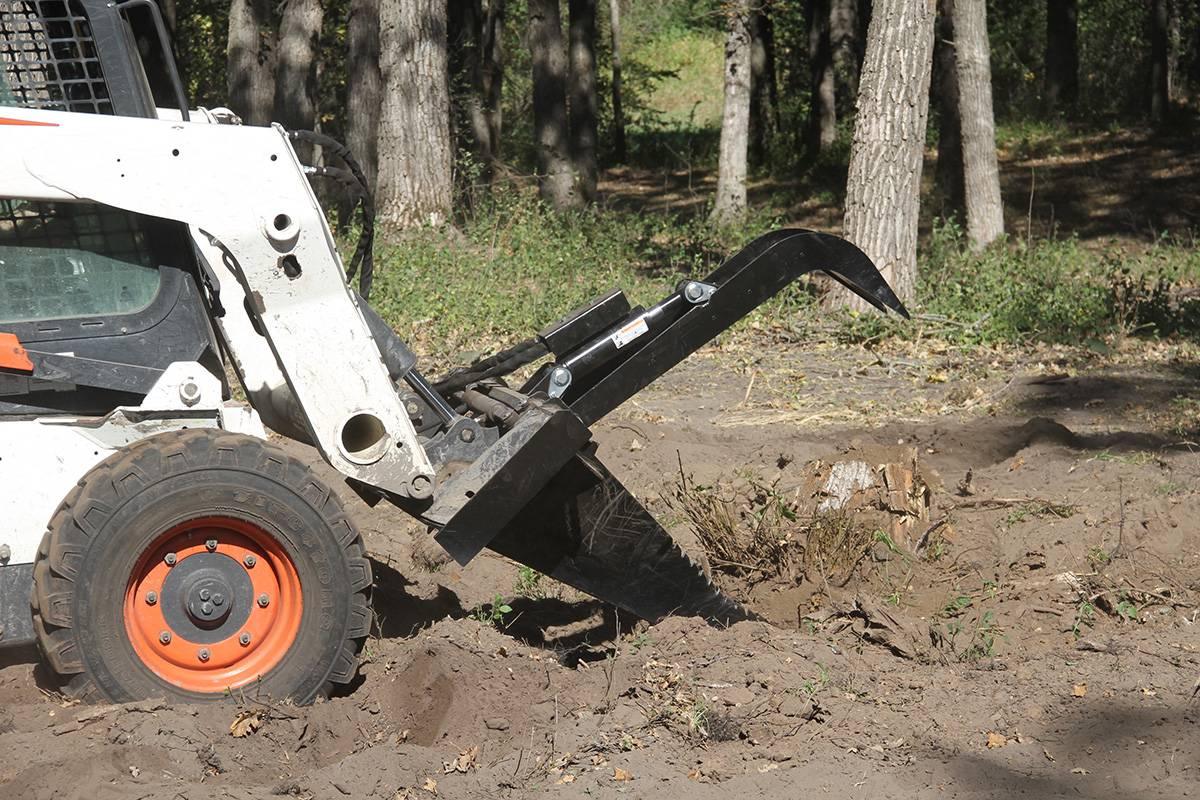 Quick Attach Mighty Dig-n-Grab - Stump Bucket Grapple - Log Bear Works