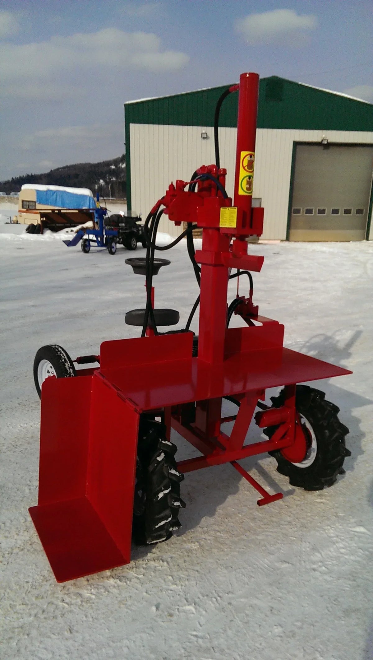 Powersplit International The Buggy Self-Propelled Log Splitter | 34-Ton Heavy Duty Model, 13HP Honda - Log Bear Works