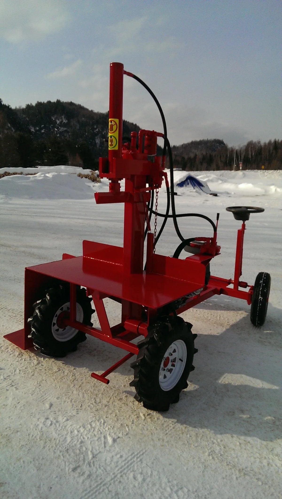 Powersplit International The Buggy Self-Propelled Log Splitter | 34-Ton Heavy Duty Model, 13HP Honda - Log Bear Works