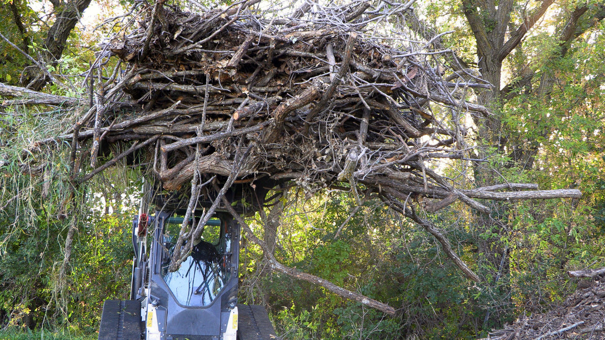 Quick Attach Eagle Talon - Log, Brush and Rock Grapple Rake - Log Bear Works