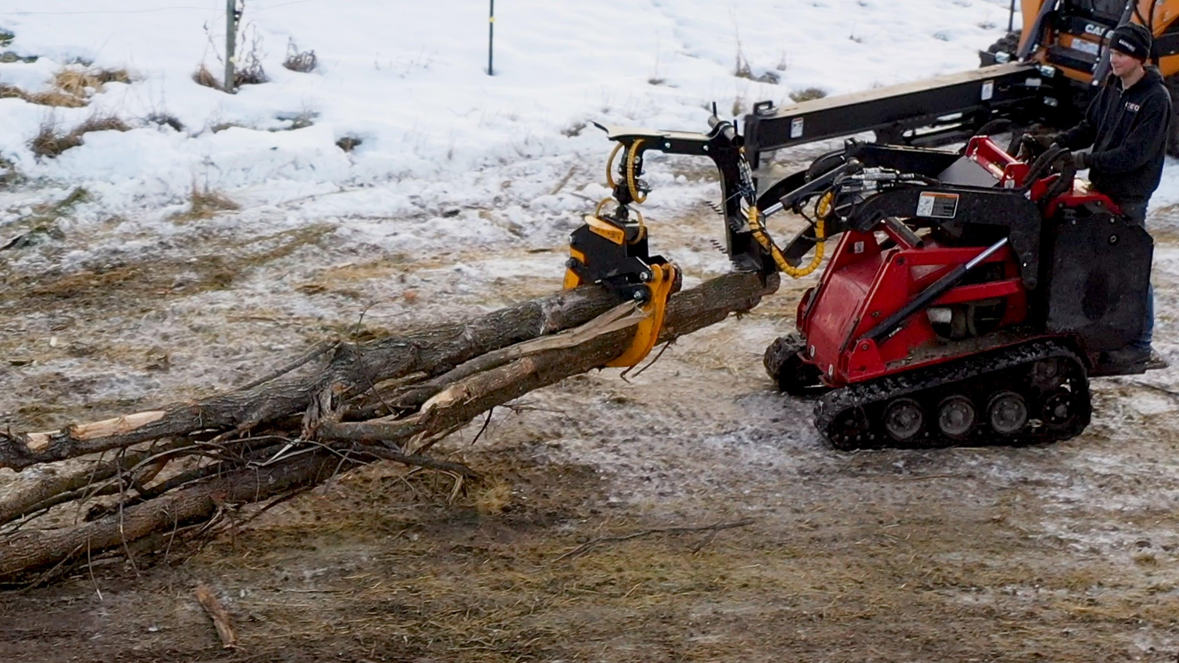 Quick Attach Versa Grab Mini 901920 / 901921 | Mini Skid Steer Multi-Purpose Grapple, 67-Inch Opening, 3,000 LB Capacity - Log Bear Works