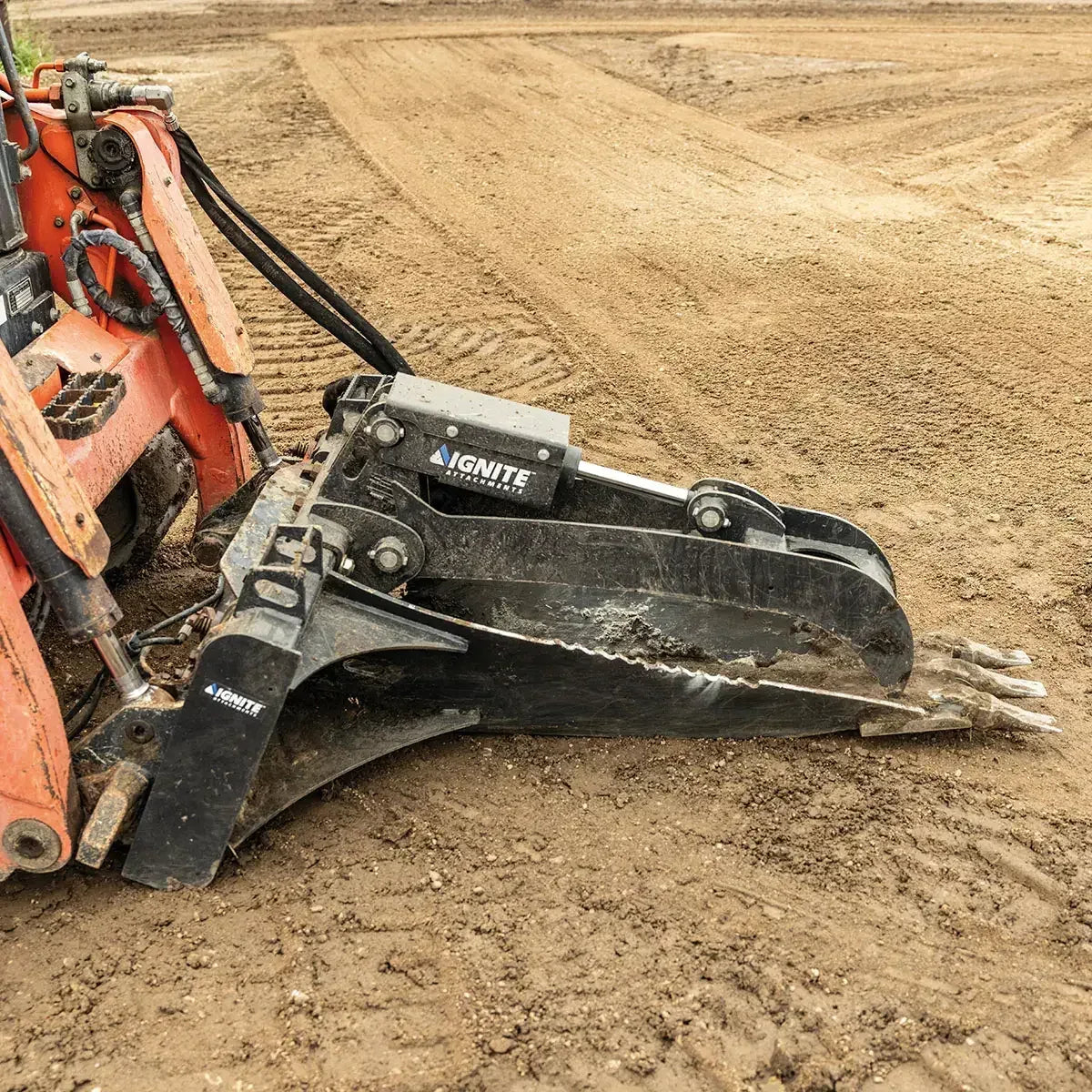 Ignite Stump Bucket Grapple - Log Bear Works