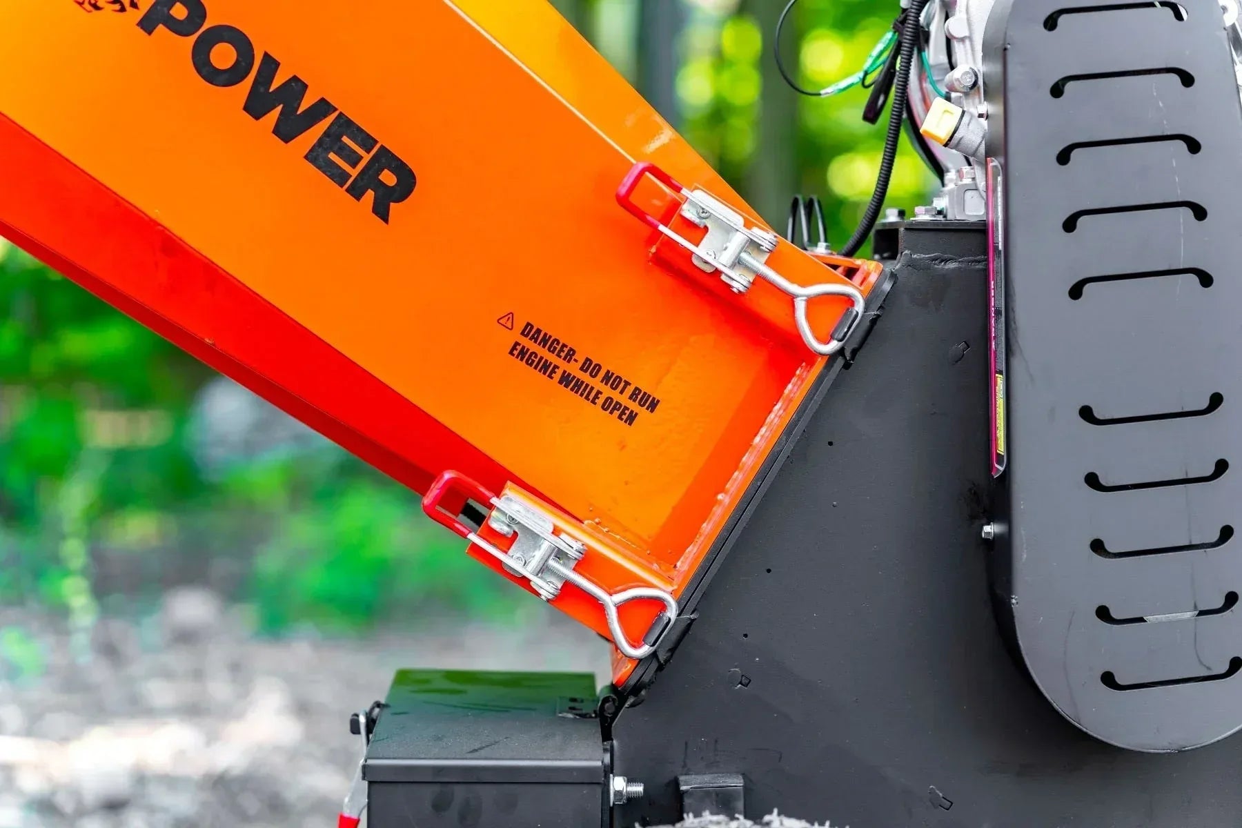 DK2 OPC524 Towable Brush Chipper Shredder | 7HP Kohler Engine, 4-Inch Capacity, EPA & CARB Certified - Log Bear Works