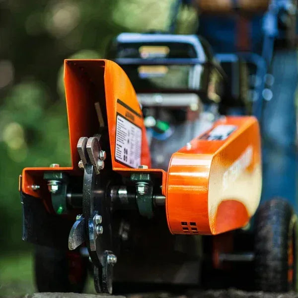 SuperHandy Compact Stump Grinder Pro | 9HP Gas Engine, 13-Inch Cutting Blade, 6 Hardened Alloy Teeth - Log Bear Works