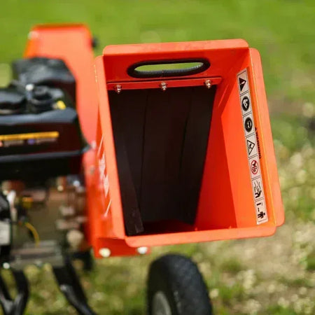 SuperHandy Wood Chipper Compact | 7HP Gas Engine, 3-Inch Branch Capacity, 15:1 Mulch Ratio - Log Bear Works